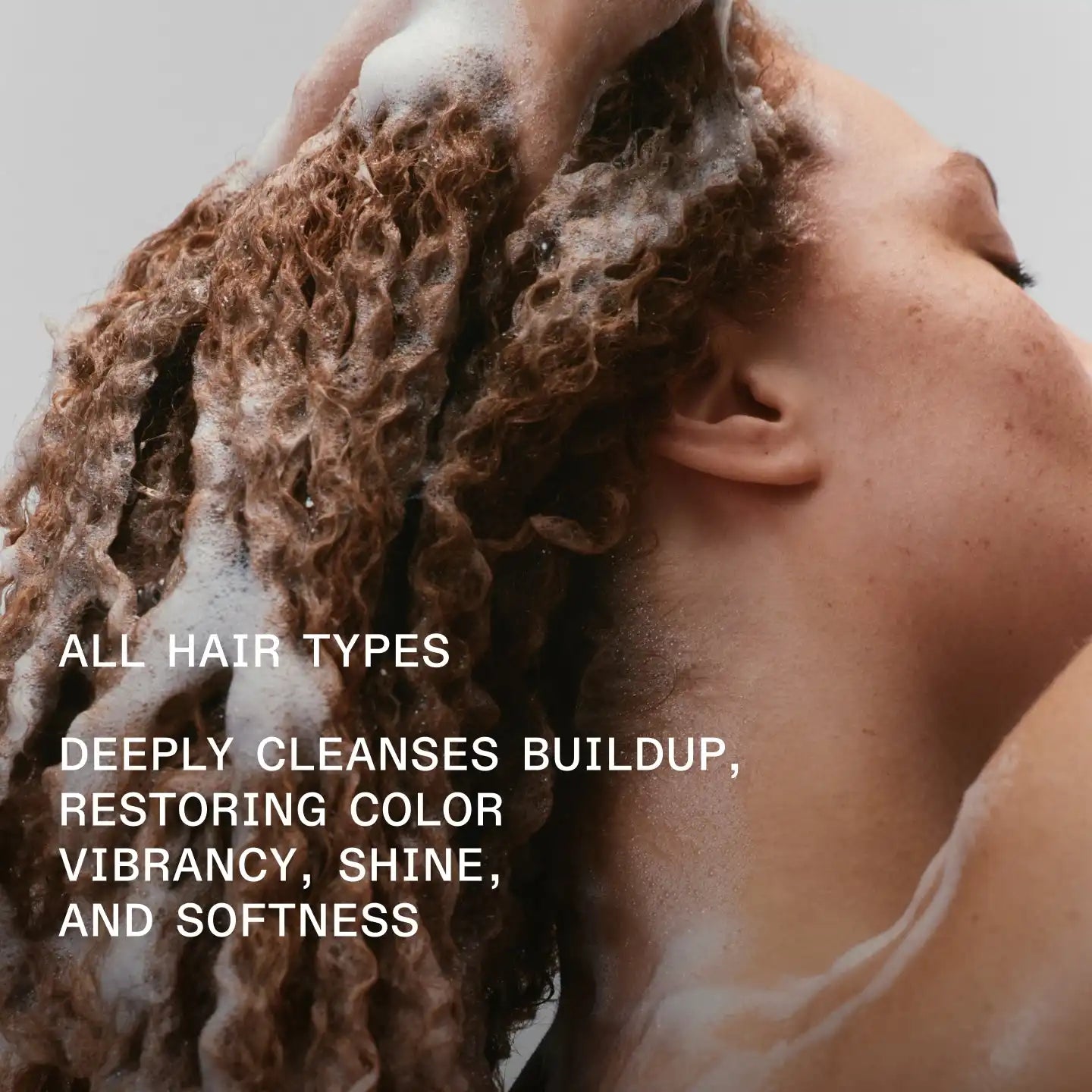 Nº.4C BOND MAINTENANCE™ CLARIFYING SHAMPOO FULL SIZE